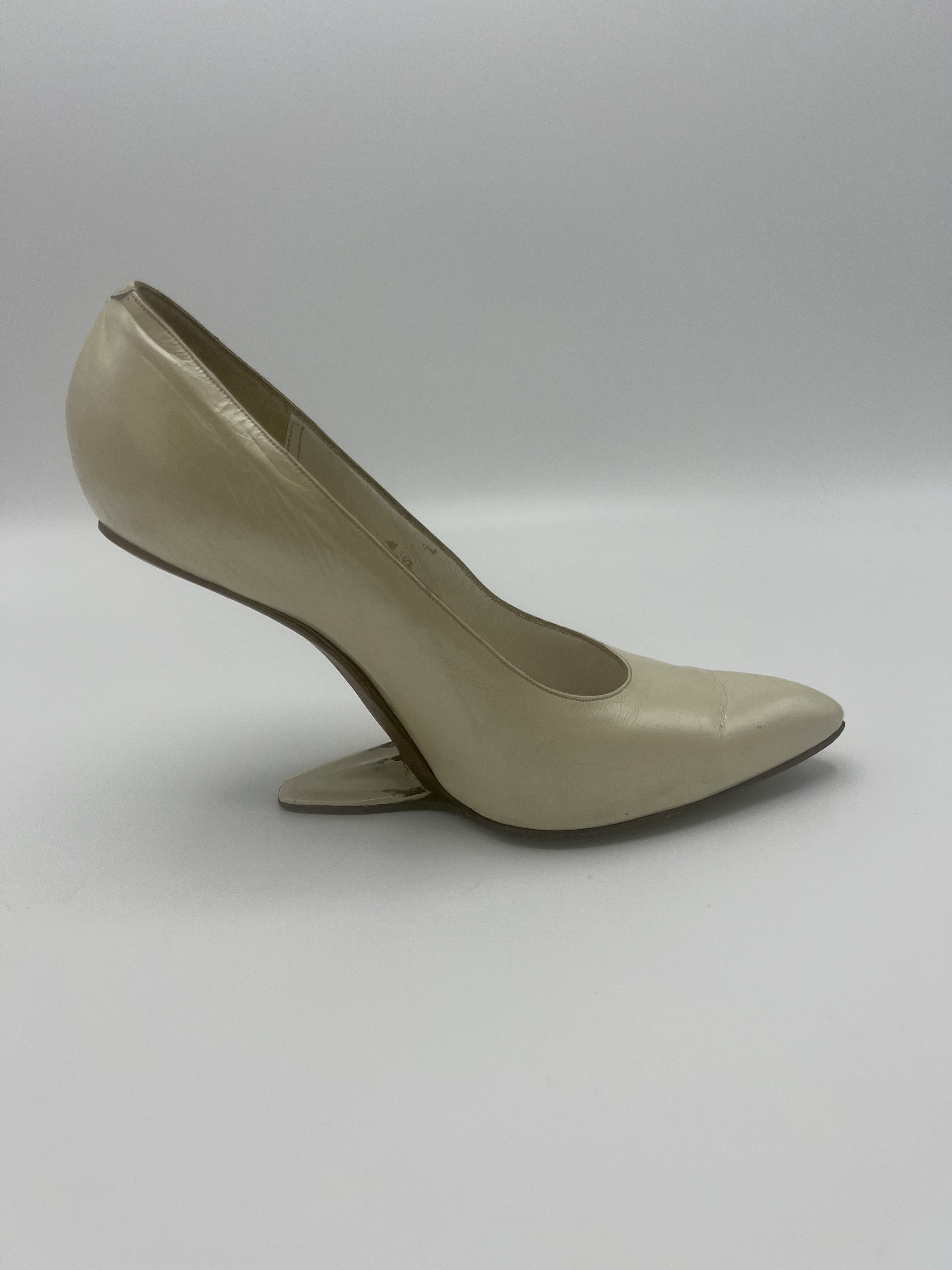 Weird heel less shoes | Heels, Shoes, High heels